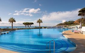 Grand Muthu Oura View Beach Club